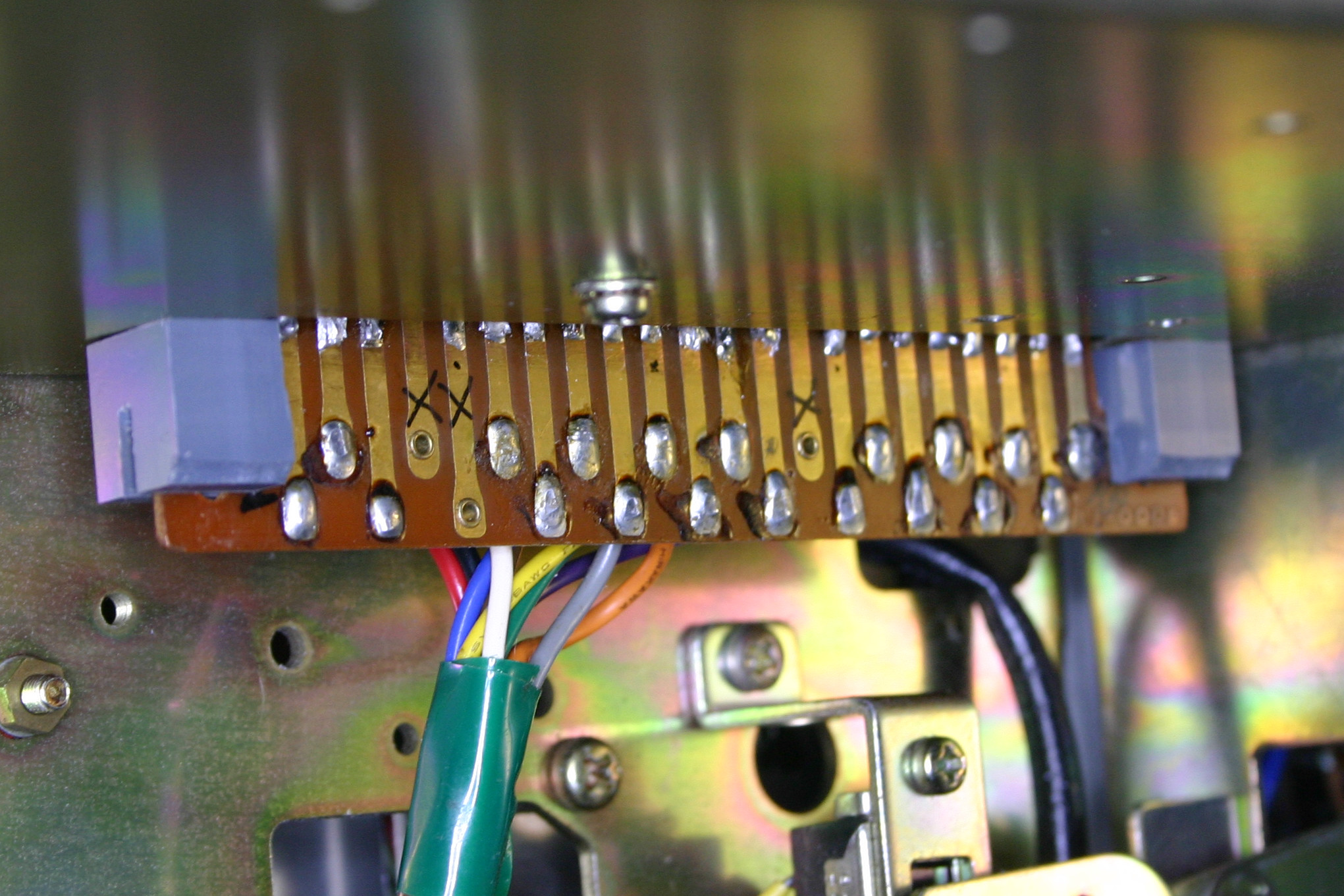  Koppenconnector nieuw gemonteerd, onder schuin zijkant 