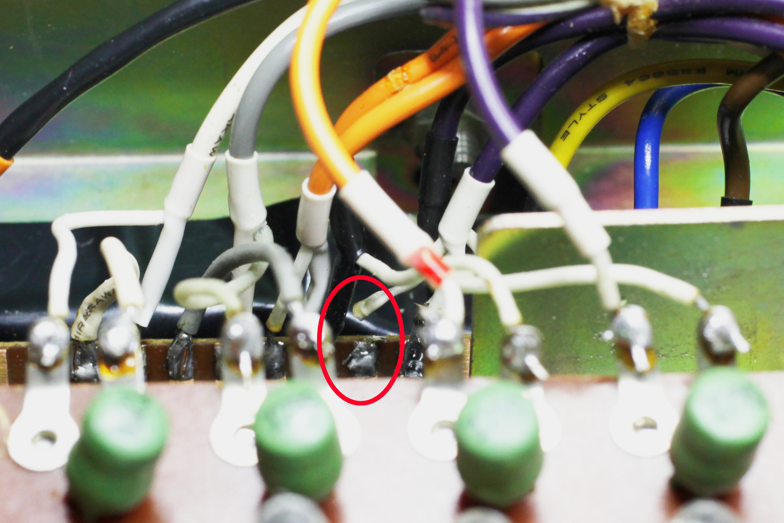  Koppenconnector gebroken draad foto 1 